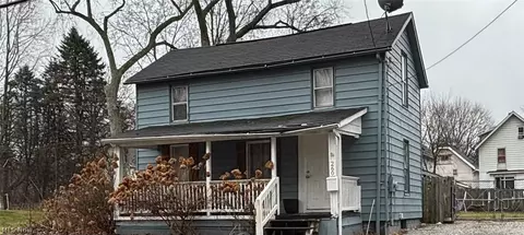 260 E York St, Akron, OH 44310