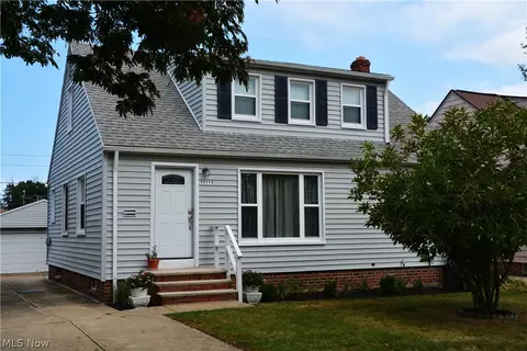32113 Dickerson Rd, Willowick, OH 44095