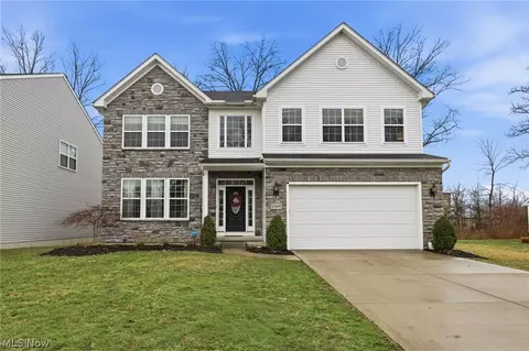 32895 Rebecca Ln, Avon Lake, OH 44012