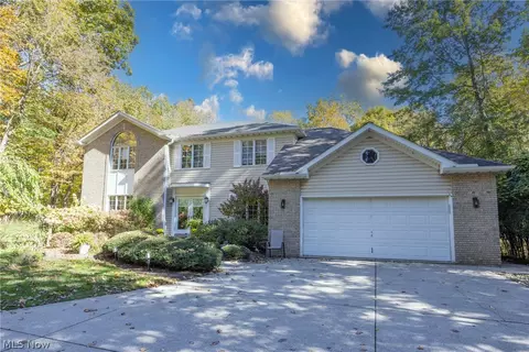 6766 Wilson Mills Rd, Gates Mills, OH 44040