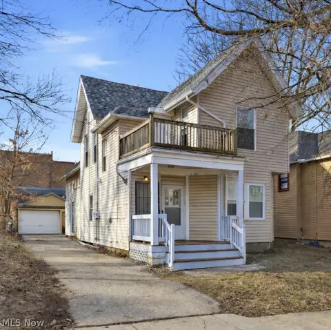 1978 W 93rd St, Cleveland, OH 44102