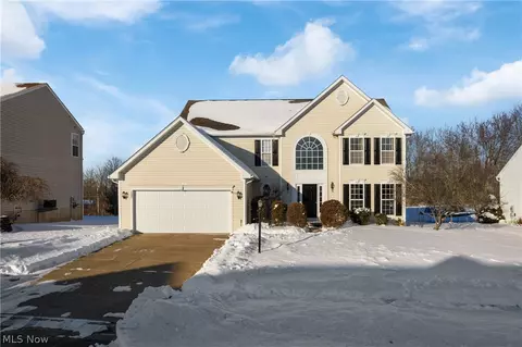 7545 Diamondback Ave NW, Canal Fulton, OH 44614