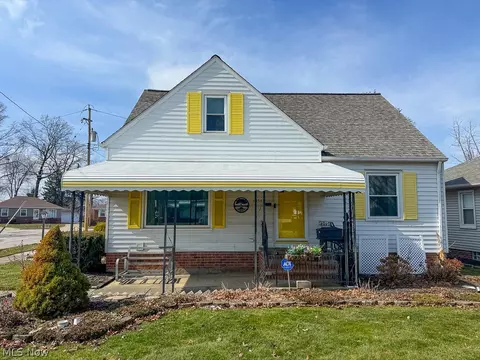 1554 Rush Rd, Wickliffe, OH 44092