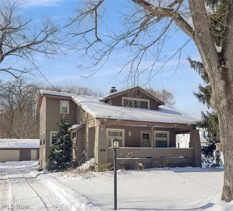 7374 Youngstown Pittsburgh Rd, Poland, OH 44514