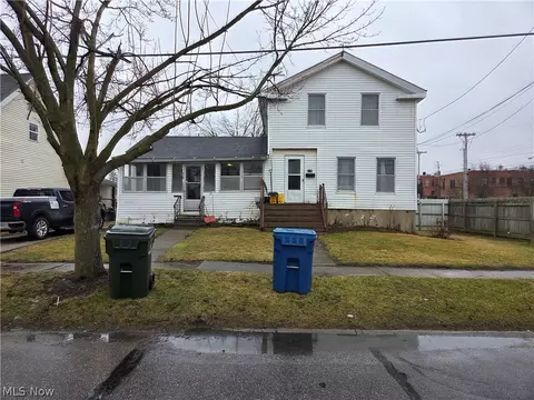 116 Taylor St, Wellington, OH 44090