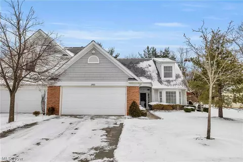 2563 Piedmont Ct #22, Westlake, OH 44145