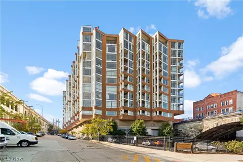 2222 Detroit Ave #906, Cleveland, OH 44113