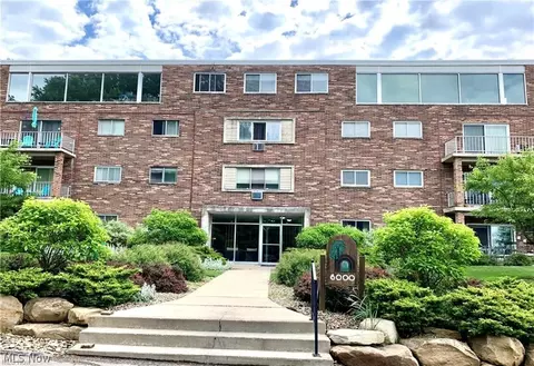 6000 Nob Hill Dr #F 113, Chagrin Falls, OH 44022