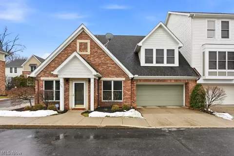 3722 Coral Pl, Cleveland Heights, OH 44118