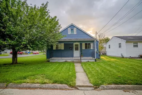 710 21st St, Vienna, WV 26105