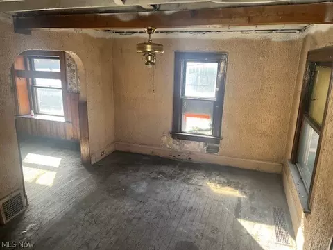 Living - 973 Nevin St, Akron, OH 44310 photo 1 of 1