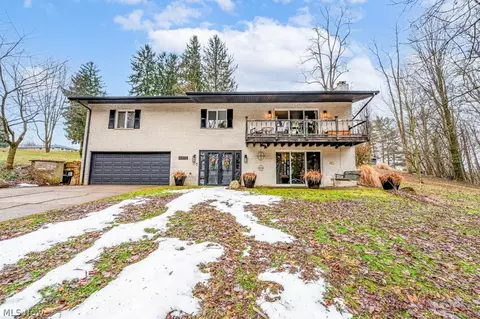 16470 Meadowville St SE, Minerva, OH 44657