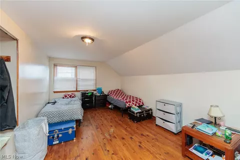 Bedroom - 325 E 244th St, Euclid, OH 44123 photo 4 of 7