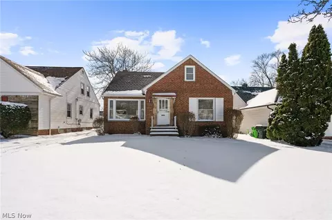 4226 Okalona Rd, South Euclid, OH 44121