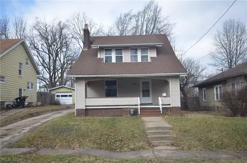 1591 Pilgrim St, Akron, OH 44305