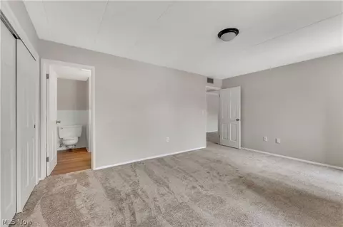 Bedroom - 5200 West Blvd #405, Boardman, OH 44512 photo 2 of 2