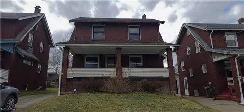 208 N Maryland Ave N, Youngstown, OH 44509