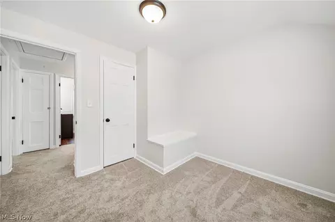 291 E 204th St, Euclid, OH 44123 photo 16
