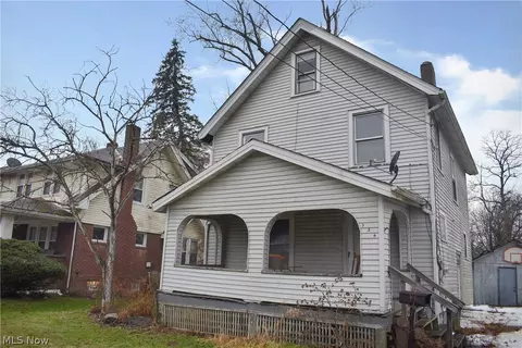 336 Parkman Rd SW, Warren, OH 44485