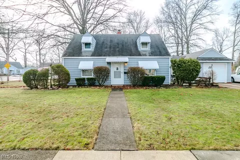23298 Williams Ave, Euclid, OH 44123