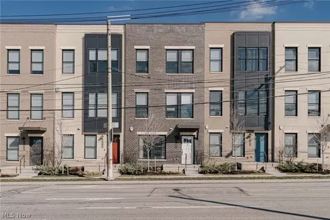 11208 N Park Pl, Cleveland, OH 44104