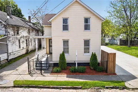 3346 W 59th Pl, Cleveland, OH 44102