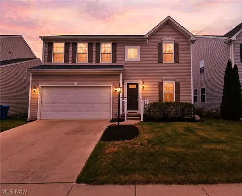 38446 Foxglen Ave, Avon, OH 44011