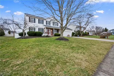 994 Countryside Dr, Medina, OH 44256