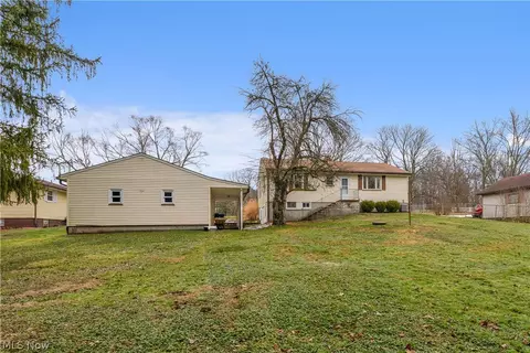 Exterior - 9868 Unity Rd, Poland, OH 44514 photo 5 of 6