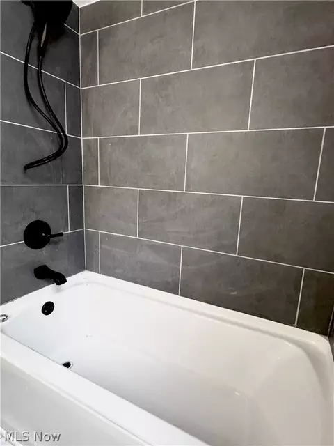 427 E 275 St, Euclid, OH 44132 photo 31