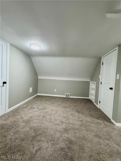 427 E 275 St, Euclid, OH 44132 photo 39