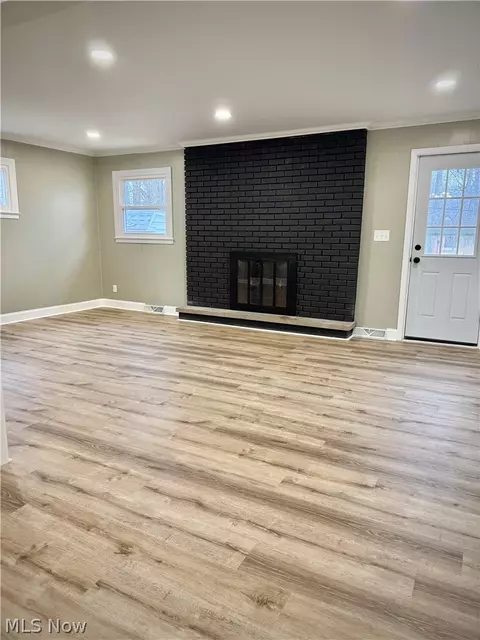 427 E 275 St, Euclid, OH 44132 photo 16