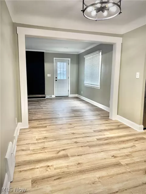 427 E 275 St, Euclid, OH 44132 photo 11
