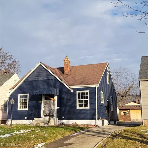 4413 Ingleside Rd, Warrensville Heights, OH 44128