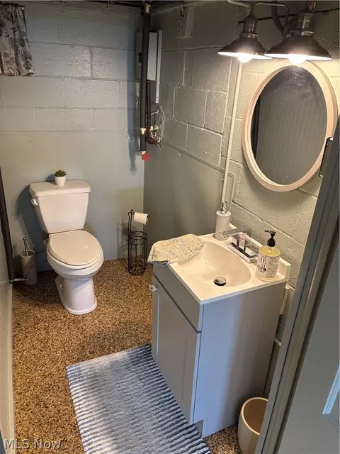 136 Minnesota Ave, Ashtabula, OH 44004 photo 27