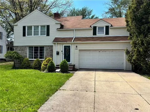 2506 N Taylor Rd, Cleveland Heights, OH 44118