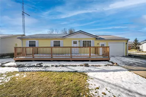 242 Jackson St, Jefferson, OH 44047