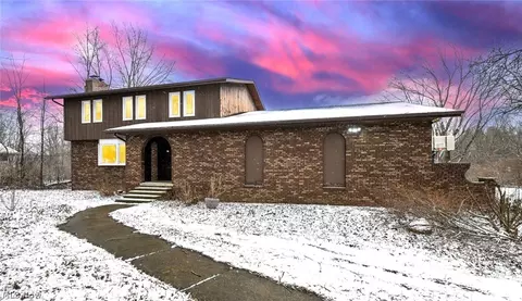 6151 Taylor Rd, New Franklin, OH 44216