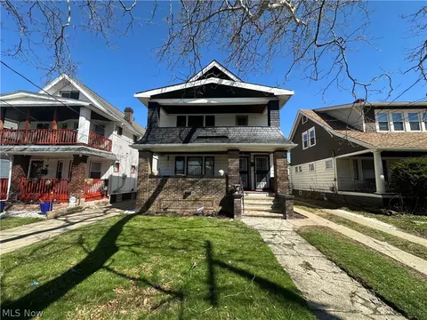 457 E 147th St, Cleveland, OH 44110