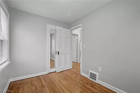 144 Roosevelt Ave, Elyria, OH 44035 photo 12