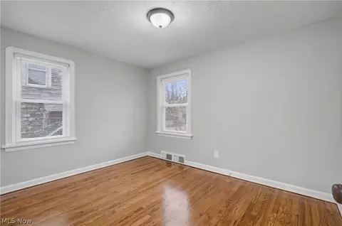 144 Roosevelt Ave, Elyria, OH 44035 photo 14