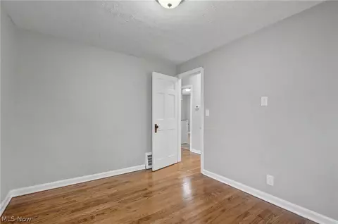 144 Roosevelt Ave, Elyria, OH 44035 photo 13