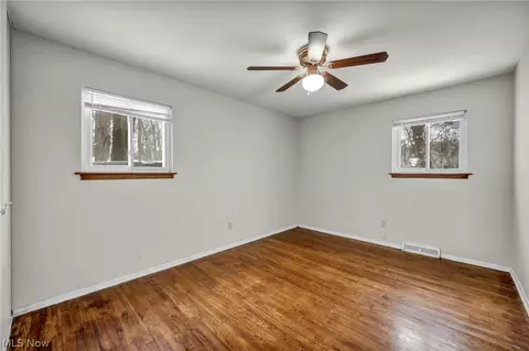 Bedroom - 7 Smith Ct, Elyria, OH 44035 photo 4 of 4