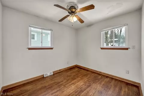 Bedroom - 7 Smith Ct, Elyria, OH 44035 photo 2 of 4