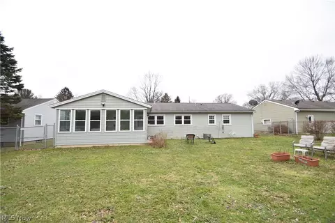 Exterior - 888 Edenridge Dr, Boardman, OH 44512 photo 5 of 5