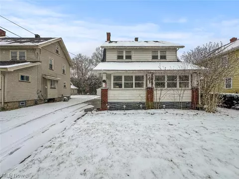 Exterior - 32 Como St, Struthers, OH 44471 photo 2 of 7