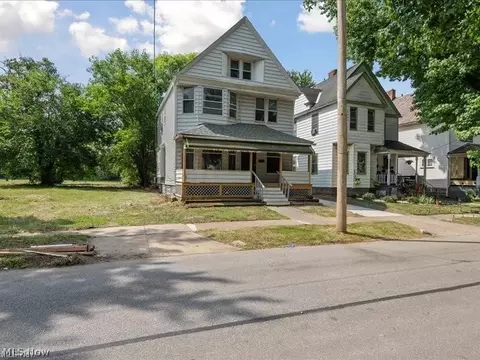 10622 Hathaway Ave, Cleveland, OH 44108