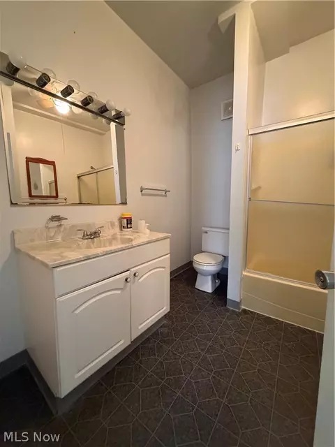 54 Spring St, Struthers, OH 44471 photo 12
