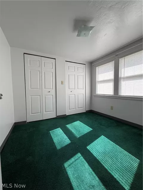 Bedroom - 54 Spring St, Struthers, OH 44471 photo 3 of 5