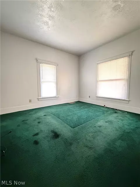 Bedroom - 54 Spring St, Struthers, OH 44471 photo 1 of 5